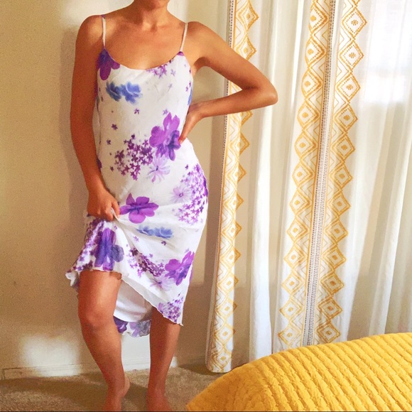 byer too! Dresses & Skirts - VTG 90s designer purple floral flowy midi dress